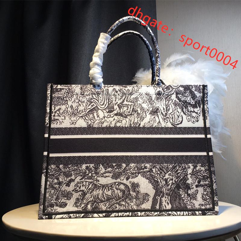 2021 Casual Christian Python Pattern Cross Body Fashion Bags Tote handbag dio Shoulder Bag for Women Luxury Brand Female Crossbody Designers
2021 Casual Christian Python Pattern Cross Body Fashion Bags Tote handbag dio Shoulder Bag for Women Luxury Brand Female Crossbody Designers