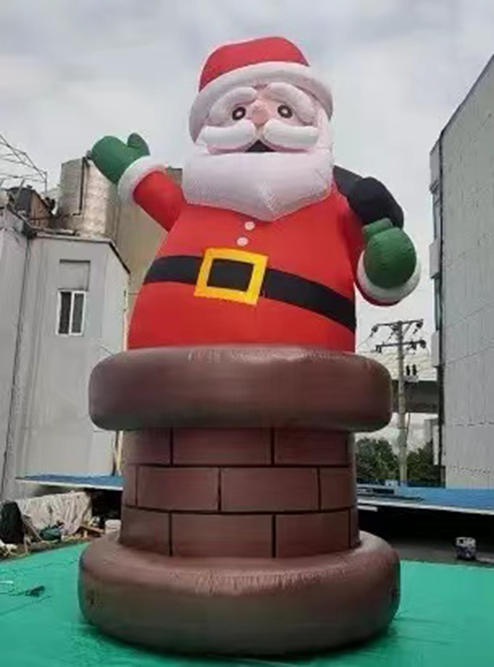 Giant Inflatable Santa Claus For Christmas gathering Decoration, Father man Climbing from chimney