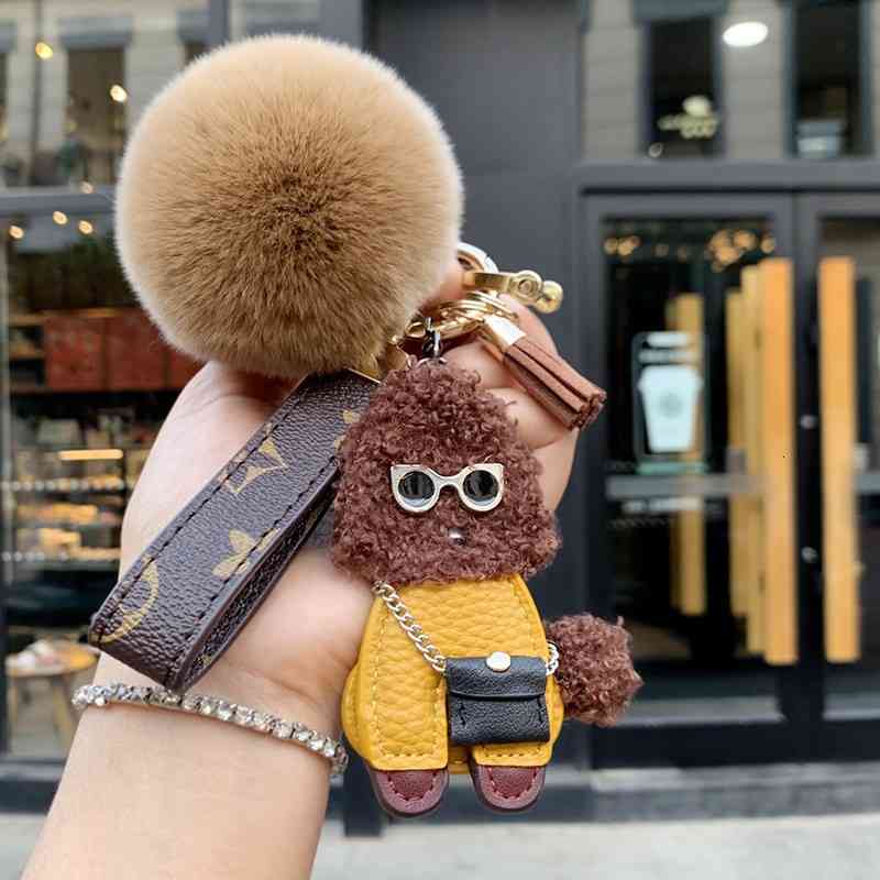 Yaoskou Keychain Female Simple Atmosphere High-end Men's Car to Lovely Electric Women Exquisite