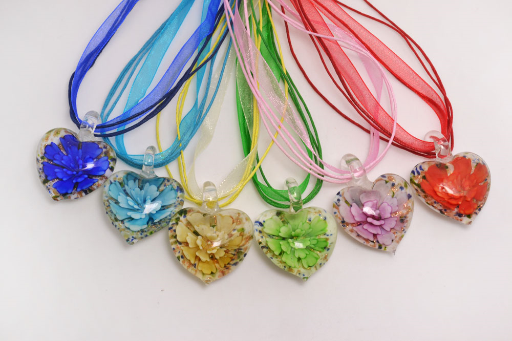 Charm Heart Shape Art Murano Lampwork Glass Pendant Necklace Flowers Inside for Women Girls Summer Jewelry Gifts