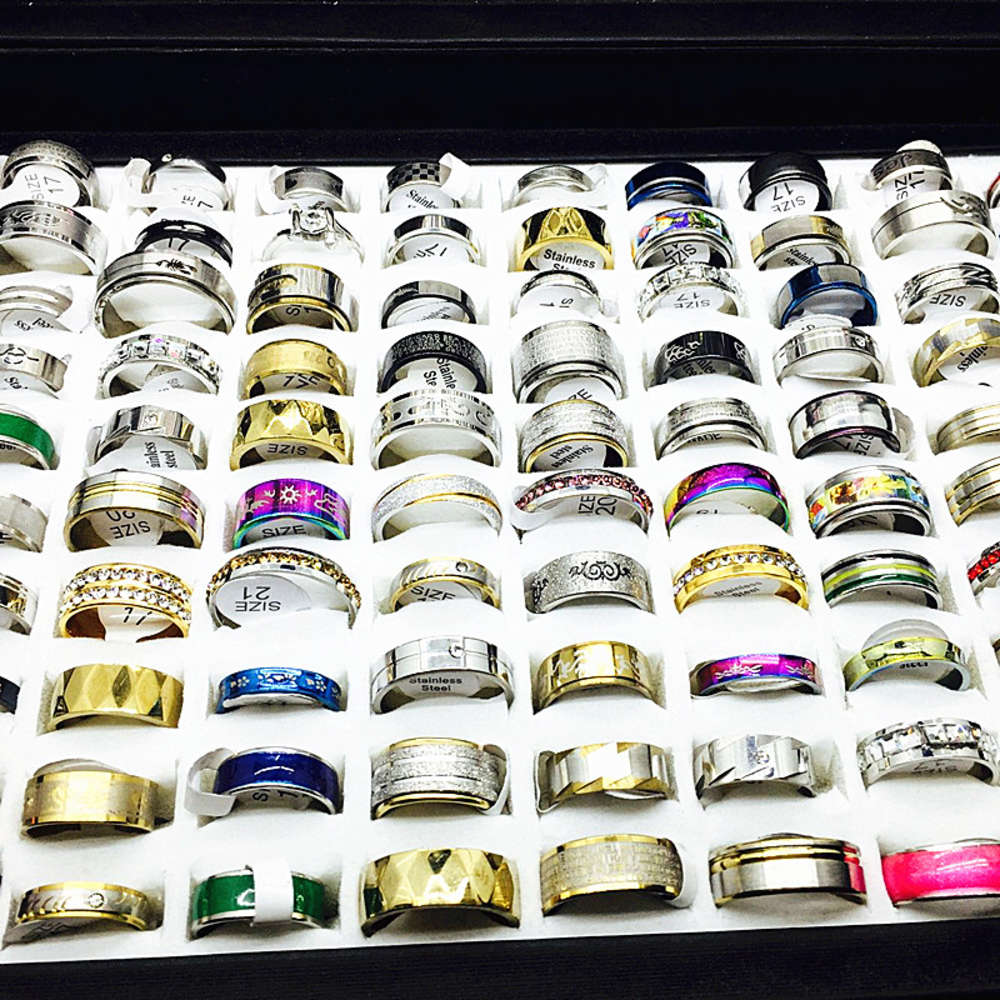 100pcs Whole Lots Bulk Women Rings Set Stainless Steel Gold Silver Couple Black Ring Men Jewelry Gift Wedding Band Party Drop