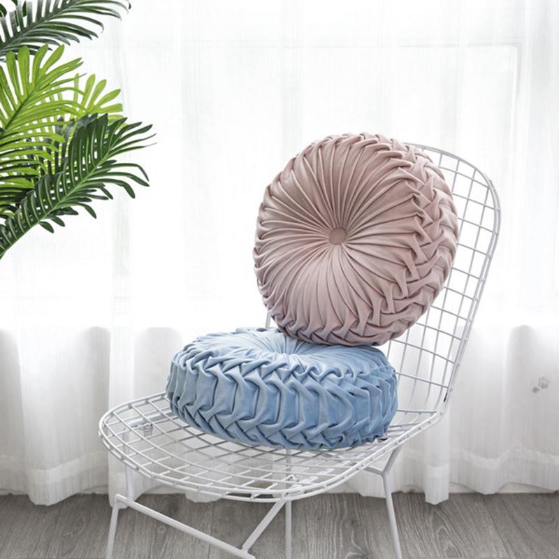 Cushion/Decorative Pillow Textile Velvet Pleated Round Decorative Cushion For Sofa European Style Home Chair Car Christmas Decoration, 02 gray
Cushion/Decorative Pillow Textile Velvet Pleated Round Decorative Cushion For Sofa European Style Home Chair Car Christmas Decoration, 02 gray
