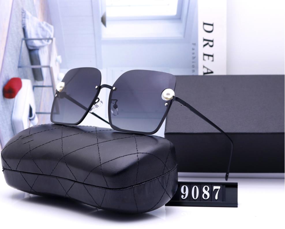 2021 Polarized Pearl Sunglasses Women Elegant Vintage Brand Designer Retro Sun Glasses Female Gorgeous Outdoor Mirror UV400, White;black
2021 Polarized Pearl Sunglasses Women Elegant Vintage Brand Designer Retro Sun Glasses Female Gorgeous Outdoor Mirror UV400, White;black