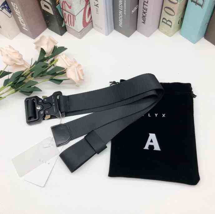 Jacquard Rollercoaster ALYX Belt Men Women 1:1 Classic Black Metal Buckle 1017 ALYX 9SM Belts Leather Trim Labeled Austria C0305, Black;brown
Jacquard Rollercoaster ALYX Belt Men Women 1:1 Classic Black Metal Buckle 1017 ALYX 9SM Belts Leather Trim Labeled Austria C0305, Black;brown