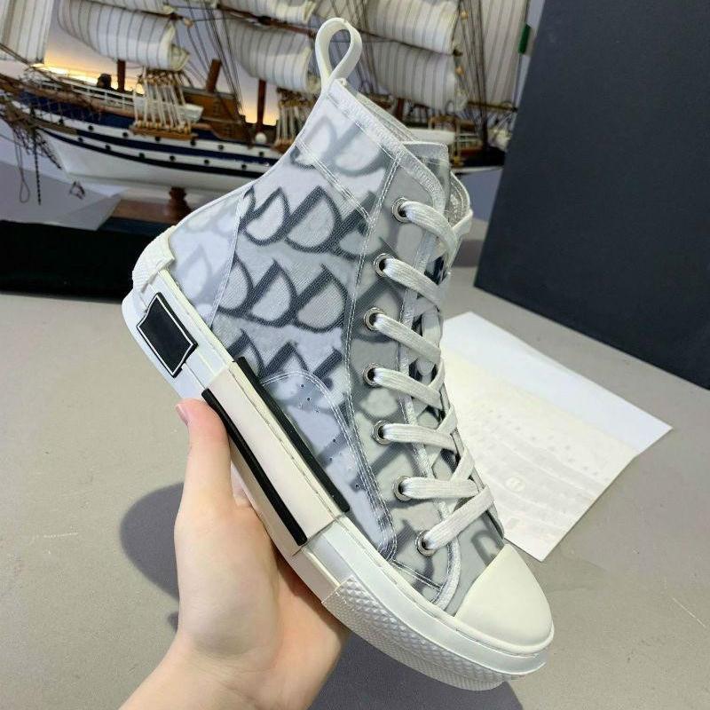 2021 Quality Casual Shoes Women Men Classic High Low Top Sneakers Oblique Trainers Embroidery Printed Alphabet Canvas Shoe Stylist With Box, # 14
2021 Quality Casual Shoes Women Men Classic High Low Top Sneakers Oblique Trainers Embroidery Printed Alphabet Canvas Shoe Stylist With Box, # 14