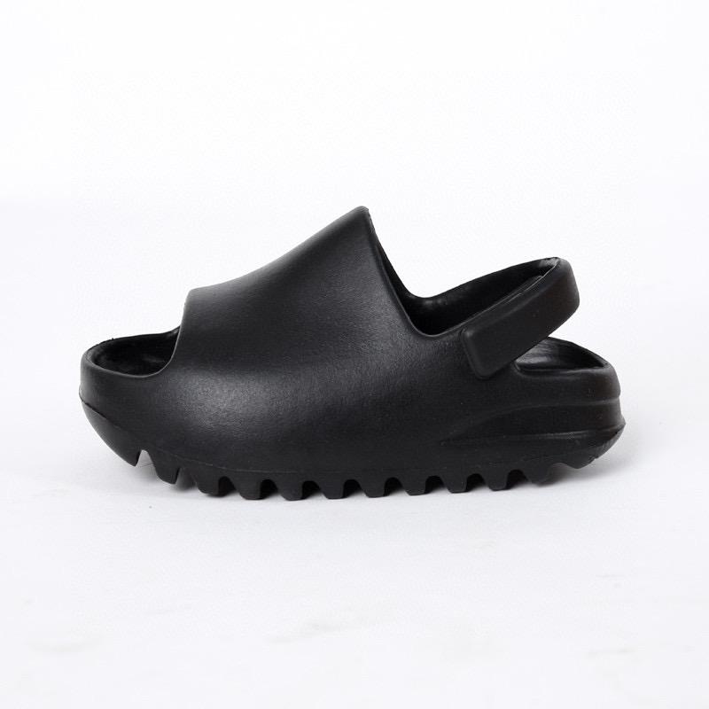 2021 Kanye Kid Slipper Black White Bone Desert Sand Resin Summer Fashion Flat Slide Men Women Beach causal Sandal Sneaker
2021 Kanye Kid Slipper Black White Bone Desert Sand Resin Summer Fashion Flat Slide Men Women Beach causal Sandal Sneaker