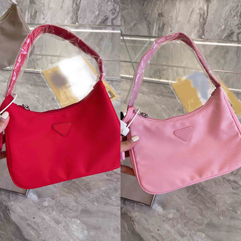 Clutch Bags Women Classic Handbag Shoulder Leather Designer Wild Crossbody Female Purses 1019, Red
Clutch Bags Women Classic Handbag Shoulder Leather Designer Wild Crossbody Female Purses 1019, Red