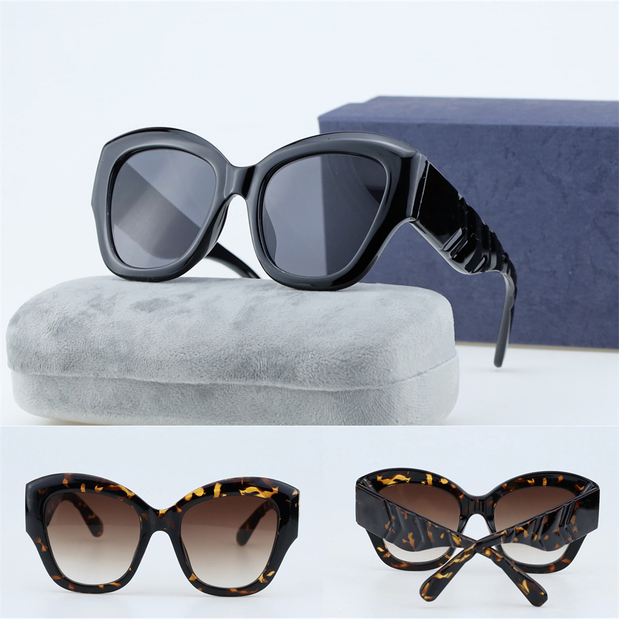 Brand Designer Sunglass High Quality Sunglasses Women Men Glasses Womens Sun glass UV400 lens Unisex With box
Brand Designer Sunglass High Quality Sunglasses Women Men Glasses Womens Sun glass UV400 lens Unisex With box