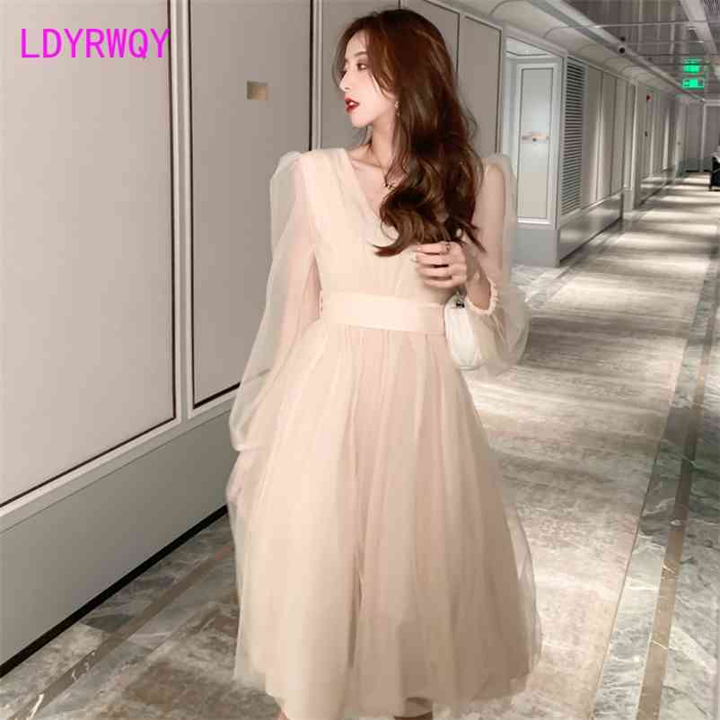 autumn/winter white apricot fairy mesh dress nun Polyester Office Lady Knee-Length 210603
autumn/winter white apricot fairy mesh dress nun Polyester Office Lady Knee-Length 210603