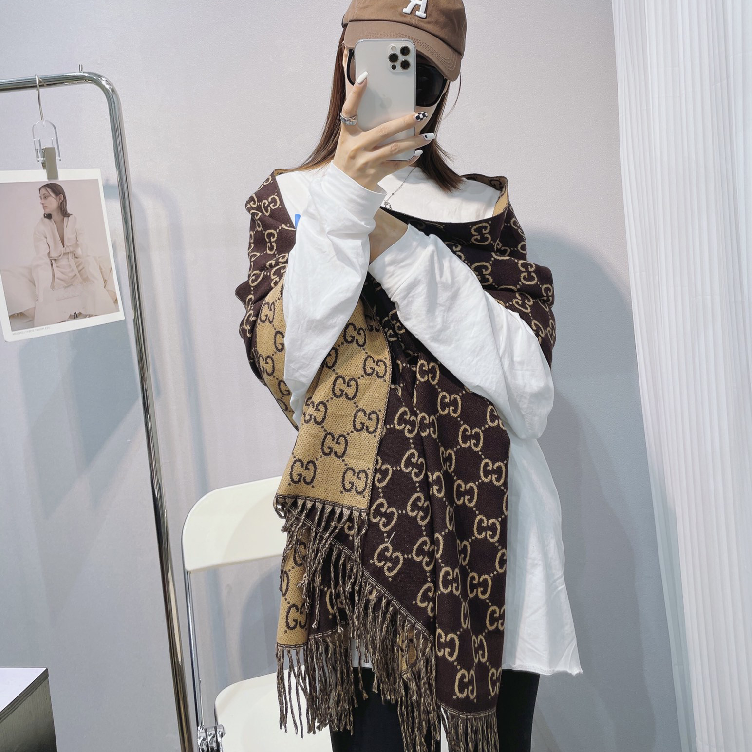 3color Fashion Designer Scarf Geometric Pattern Letters Printed Cashmere Scarves for Women Autumn Winter Warm Shawl Wraps Bufanda Pashminas Size 170*65cm
3color Fashion Designer Scarf Geometric Pattern Letters Printed Cashmere Scarves for Women Autumn Winter Warm Shawl Wraps Bufanda Pashminas Size 170*65cm