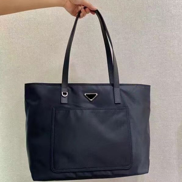 Women Shopping Bags High Quality Fashion Totes Waterproof Recycled Nylon Handbag Ladies Luxury Designer Messenger Bag Big capacit
Women Shopping Bags High Quality Fashion Totes Waterproof Recycled Nylon Handbag Ladies Luxury Designer Messenger Bag Big capacit