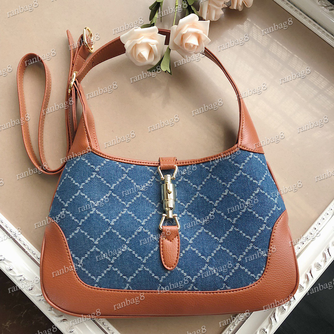 2021 design women's bags 28cm Jeans Saddle Handbag 1961 Women Fashion shoulder Bags Cowhide leather Lady Hobos crossbody Bag Mini purse
2021 design women's bags 28cm Jeans Saddle Handbag 1961 Women Fashion shoulder Bags Cowhide leather Lady Hobos crossbody Bag Mini purse
