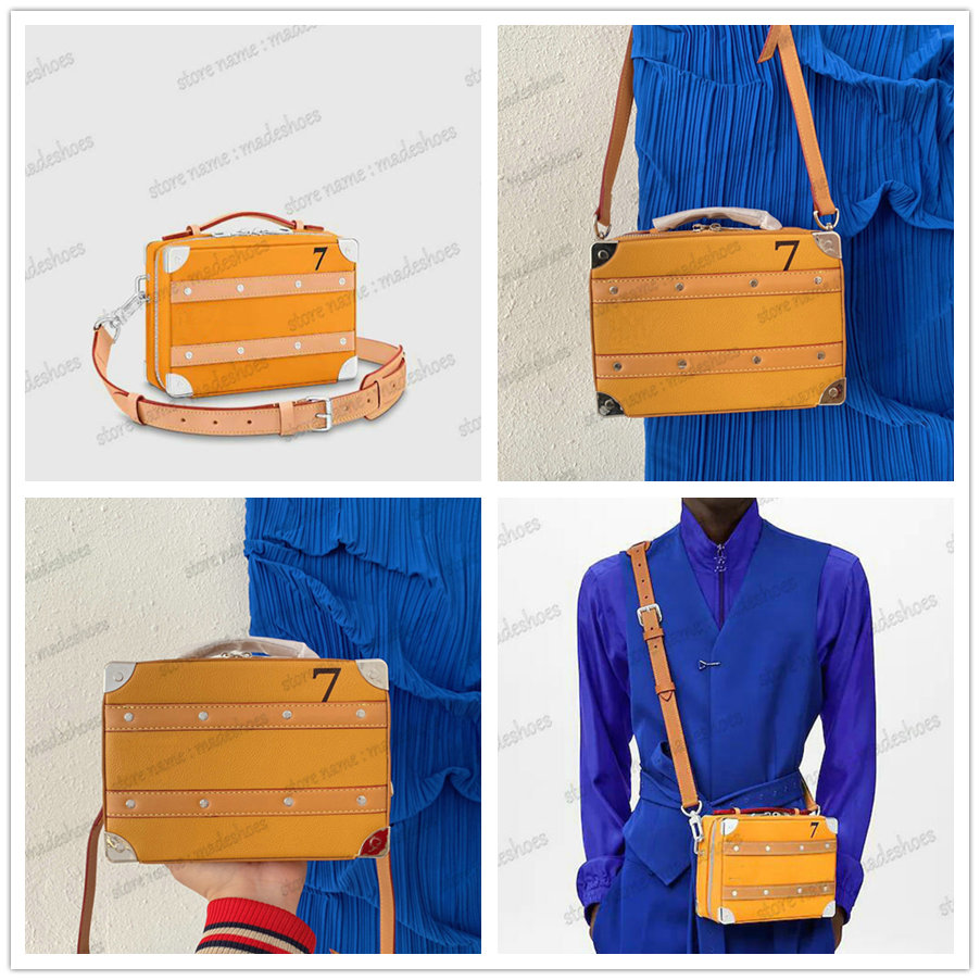 2022SS Handle Soft Trunk Shouler Bag M59669 Unisex Stree Style Bi-color Box Leather Handle Bags Designer Luxurys Handbag
2022SS Handle Soft Trunk Shouler Bag M59669 Unisex Stree Style Bi-color Box Leather Handle Bags Designer Luxurys Handbag