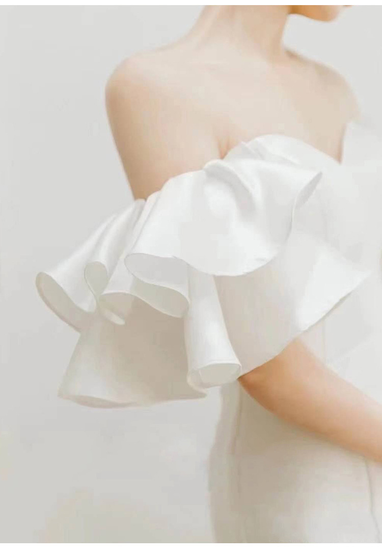 Simple Satin Mermaid Wedding Dresses For Bride Off The Shoulder Ruffles Women Dress Short Sleeves Back Lace-Up Plus Size Bridal Gowns 2022