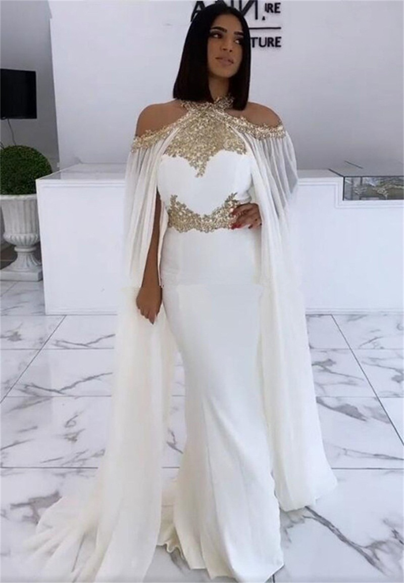 Gorgeous Mermaid Wedding Dress Gold Beads Apppliqued Lace Robe De Mariee Custom Made Halter Long Sleeves Beach Boho Bride Dresses