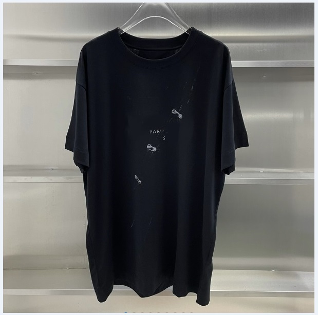 21SS early spring cotton Short sleeve Tee Men Women Luxury Paris Fashion Chain print T-Shirt Summer Breathable tshirts, Black
21SS early spring cotton Short sleeve Tee Men Women Luxury Paris Fashion Chain print T-Shirt Summer Breathable tshirts, Black