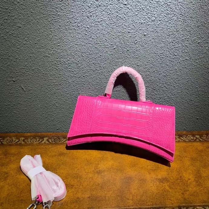 Fashion Designer women bag 2021 chain crossbody messenger shoulder bags good quality leather purses ladies handbag wallet wholesale, 01
Fashion Designer women bag 2021 chain crossbody messenger shoulder bags good quality leather purses ladies handbag wallet wholesale, 01