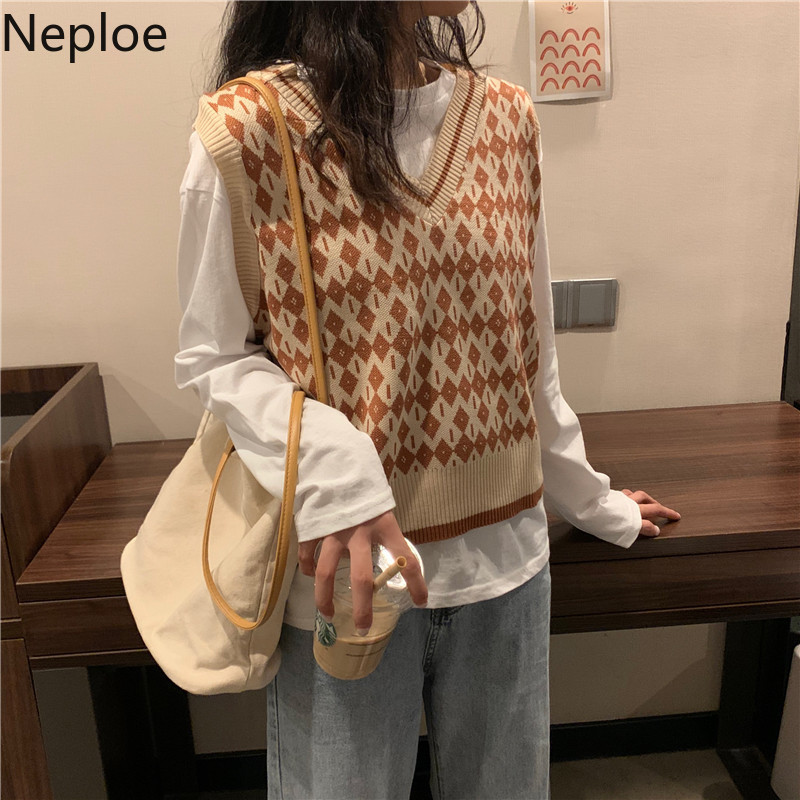 Neploe Women Fashion Oversized Knitted Cropped Vest Sweaters Vintage Sleeveless Coat Tank Female Waistcoat Chic Tops Female 210422