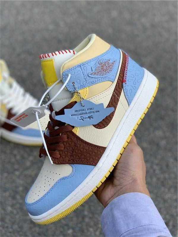 Authentic 1 Mid SE Fearless Maison Chateau Rouge Retro PALE VANILLA CINNAMON Blue Yellow Men Outdoor Shoes With
Authentic 1 Mid SE Fearless Maison Chateau Rouge Retro PALE VANILLA CINNAMON Blue Yellow Men Outdoor Shoes With