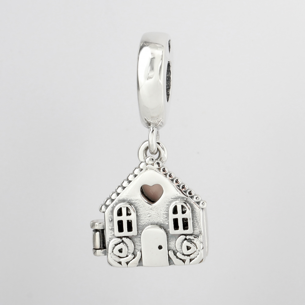 100% Fashion Pendant 925 Sterling Silver European Charms Beads Fit Female Necklace Bracelets DIY Sweetheart Jewelry 20pcs/lot Free ship 797056EN160
100% Fashion Pendant 925 Sterling Silver European Charms Beads Fit Female Necklace Bracelets DIY Sweetheart Jewelry 20pcs/lot Free ship 797056EN160
