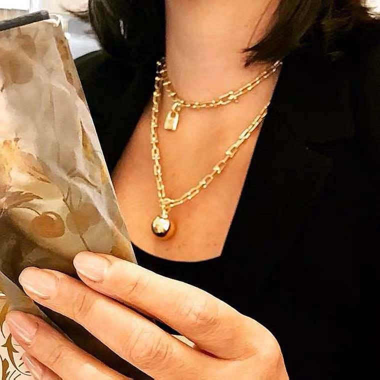 Double-layer Lengthened Necklace For Women Chain Ball Buckle Lock Punk Hip-hop Sweater Stainless Steel Korean Chains
Double-layer Lengthened Necklace For Women Chain Ball Buckle Lock Punk Hip-hop Sweater Stainless Steel Korean Chains