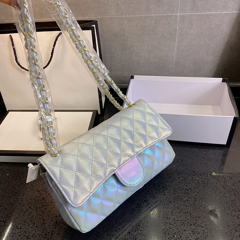 26C Women's Classic Small Double Flap Shoulder Bags Iridescent Metallic Grained Calfskin Gold-Tone Metal Large Capacity Quilted Matelas
26C Women's Classic Small Double Flap Shoulder Bags Iridescent Metallic Grained Calfskin Gold-Tone Metal Large Capacity Quilted Matelas