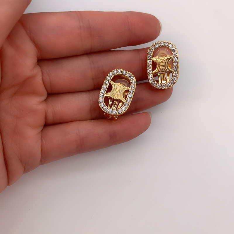 Fashion earrings designer new Jewelry French celi style inlaid with diamond and versatile ear clip for Arc de Triomphe MVZA
Fashion earrings designer new Jewelry French celi style inlaid with diamond and versatile ear clip for Arc de Triomphe MVZA