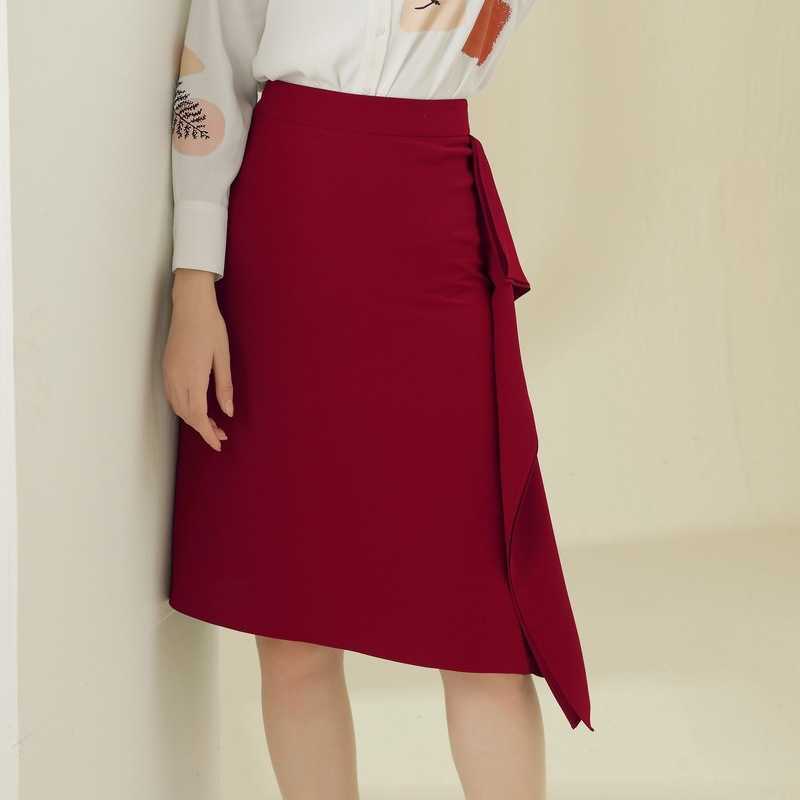 Spring Korean Women's High Waist Solid Color A-line Skirt Quality Elegant Mid-length Style Female Office 210527
Spring Korean Women's High Waist Solid Color A-line Skirt Quality Elegant Mid-length Style Female Office 210527