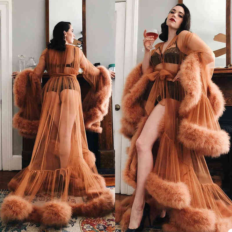 Women's Faux Fur Robe Kimono Pregnant Party Sleepwear Women Sexy Split Bathrobe Sheer Nightgown Prom Bridesmaid Shawel 2021 22 1228, White;black
Women's Faux Fur Robe Kimono Pregnant Party Sleepwear Women Sexy Split Bathrobe Sheer Nightgown Prom Bridesmaid Shawel 2021 22 1228, White;black