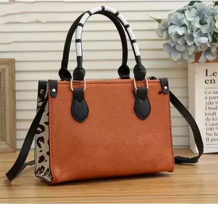 WFGG's LOUIS'S VUTTON'Sdesigner bags women's PU leather leopard shopping shoulder bag cross Shoulders Handbags, Additional shipping fee
WFGG's LOUIS'S VUTTON'Sdesigner bags women's PU leather leopard shopping shoulder bag cross Shoulders Handbags, Additional shipping fee