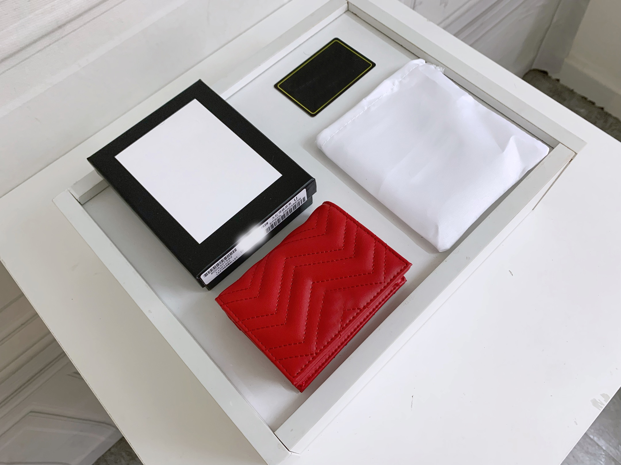 2021WomenPurses Women's Wallets Zipper Bag Female Wallet Purse Fashion Card Holder Pocket Long Women Tote Bags With Box DustBags 46649, Pink
2021WomenPurses Women's Wallets Zipper Bag Female Wallet Purse Fashion Card Holder Pocket Long Women Tote Bags With Box DustBags 46649, Pink