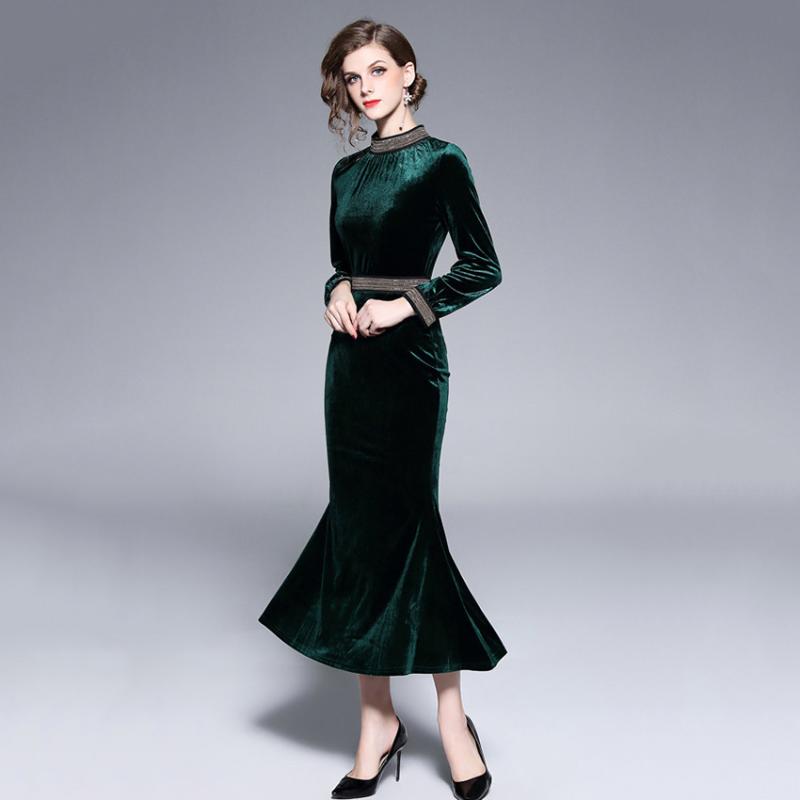 Casual Dresses 2021 Spring Winter Women Long Sleeve Vintage Velvet Dress Runway Sexy Evening Party Bodycon Robe Femme Vestidos, Black
Casual Dresses 2021 Spring Winter Women Long Sleeve Vintage Velvet Dress Runway Sexy Evening Party Bodycon Robe Femme Vestidos, Black