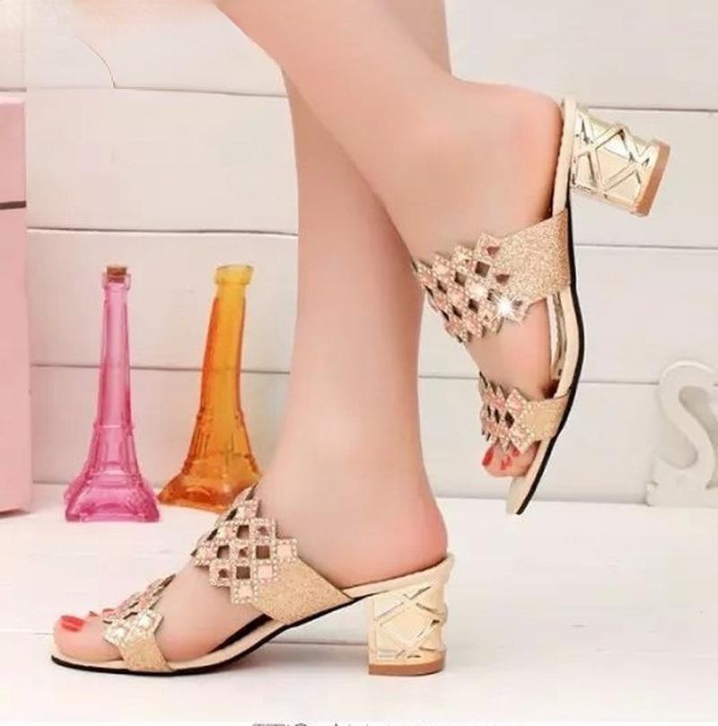 Sandals 2021 Women High Quality PU Comfortable Summer Slip-on Heel Fashion Crystal Sandalias Mujer 4color, Army green
Sandals 2021 Women High Quality PU Comfortable Summer Slip-on Heel Fashion Crystal Sandalias Mujer 4color, Army green