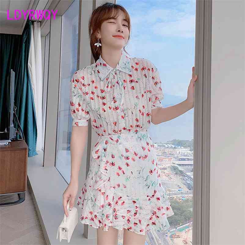 LDYRWQY Korean Summer Single-breasted Lace-up Top + Fashion Irregular Chiffon Skirt Two-piece Suit Office Lady 210603, Photo color
LDYRWQY Korean Summer Single-breasted Lace-up Top + Fashion Irregular Chiffon Skirt Two-piece Suit Office Lady 210603, Photo color