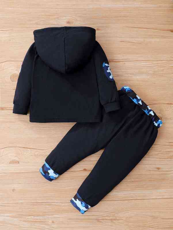 Baby Camo Print Patched Pocket Hoodie & Sweatpants SHE