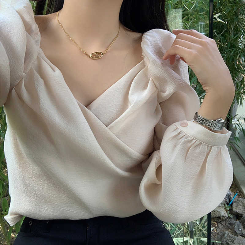 Korejpaa Women Shirt Summer Korean Chic Fairy Soft V-Neck Crossover Careful Machine Exposed Collarbone Puff Sleeve Blouses 210526
