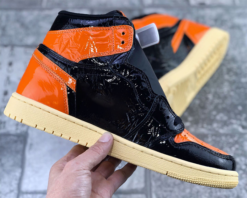 jumpman Hyper Royal 1 University 1s Mens Basketball Shoes Shattered Backboard 3.0 Sail Obsidian Black cat Bred Pure Money starfish Orange Men Sports Women Sneakers, #1
jumpman Hyper Royal 1 University 1s Mens Basketball Shoes Shattered Backboard 3.0 Sail Obsidian Black cat Bred Pure Money starfish Orange Men Sports Women Sneakers, #1