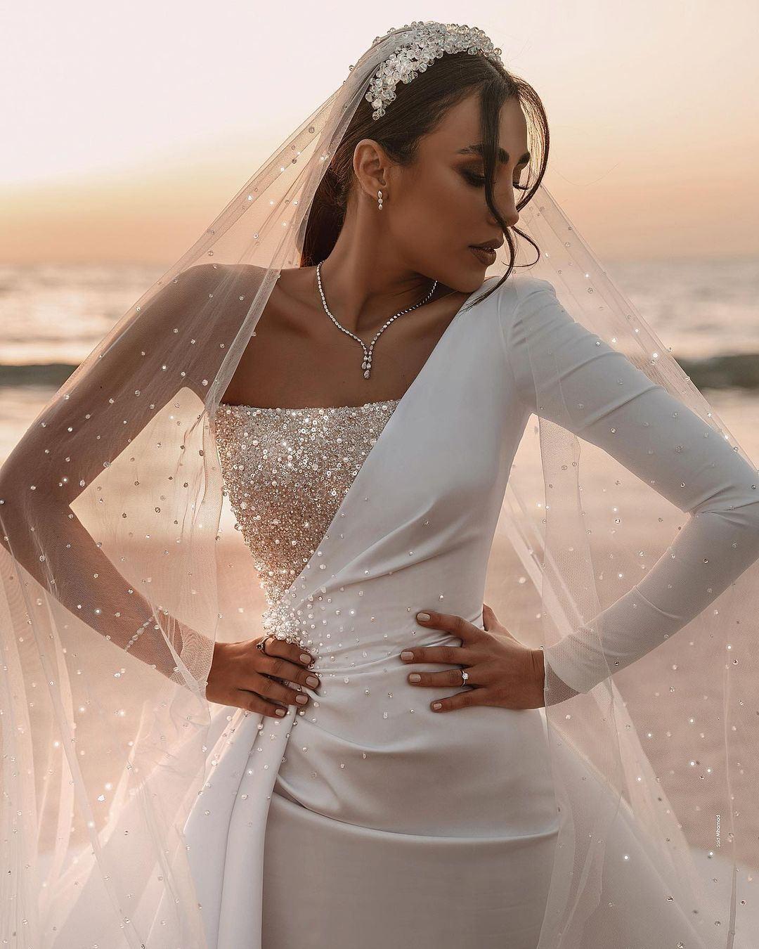 2021 Ivory Saudi Arabic Bridal Gowns Mermaid Backless Wedding Dresses Sexy One Shoulder Sequins Long Train Robe De Mariee