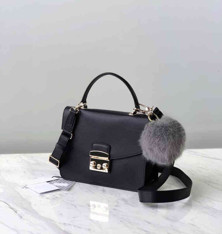 fashion ladies hand bags luxury designer genuine leather shoulder handbag cross body purses crossbody bag
fashion ladies hand bags luxury designer genuine leather shoulder handbag cross body purses crossbody bag