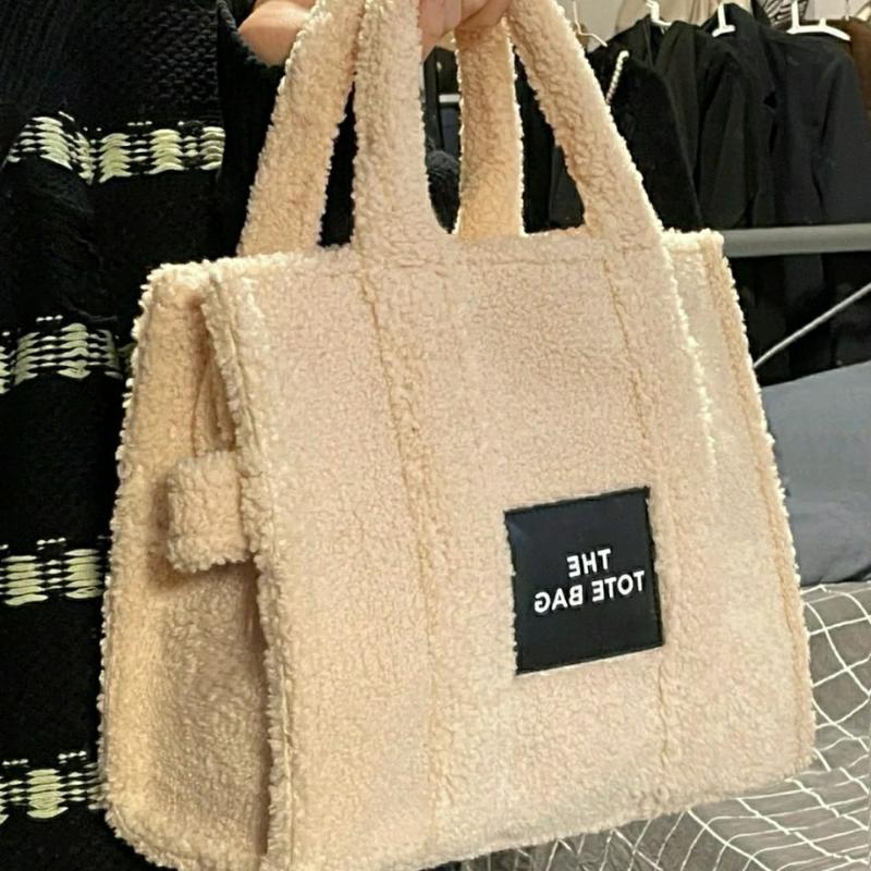Shoulder Bags Autumn Winter Plush Handbag Large Capacity Beige Cute Crossbody Bag Tote High Satchels Fashion Woman, Bag shoulder strap
Shoulder Bags Autumn Winter Plush Handbag Large Capacity Beige Cute Crossbody Bag Tote High Satchels Fashion Woman, Bag shoulder strap