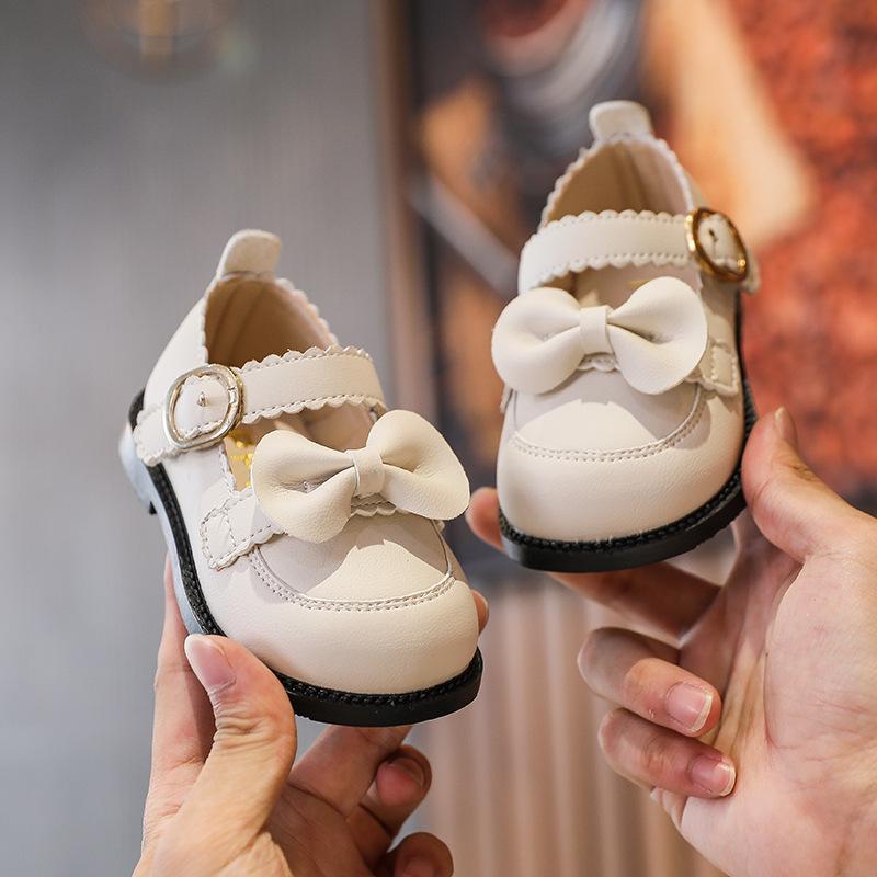 First Walkers Spring Autumn Girls Leather Shoes Solid Color Bow Tie Baby Girl Flat Toddler Sneakers Children, Black
First Walkers Spring Autumn Girls Leather Shoes Solid Color Bow Tie Baby Girl Flat Toddler Sneakers Children, Black