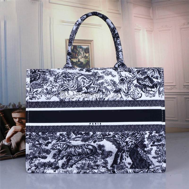 2022 Fashion Women Handbag Luxury Designer Bags Print Embroidery Multicolor Single Shoulder Large Capacity Bucket Bag Crossbody Purses Handbags, 44
2022 Fashion Women Handbag Luxury Designer Bags Print Embroidery Multicolor Single Shoulder Large Capacity Bucket Bag Crossbody Purses Handbags, 44