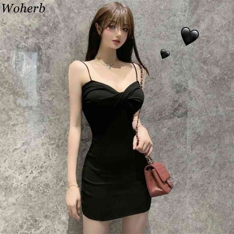 Women Black Sweater Dress Korean Sexy Summer V Neck Bodycon Dresses Ladies Slim Spaghetti Strap Stretch Knitted Mini Robe 210519
