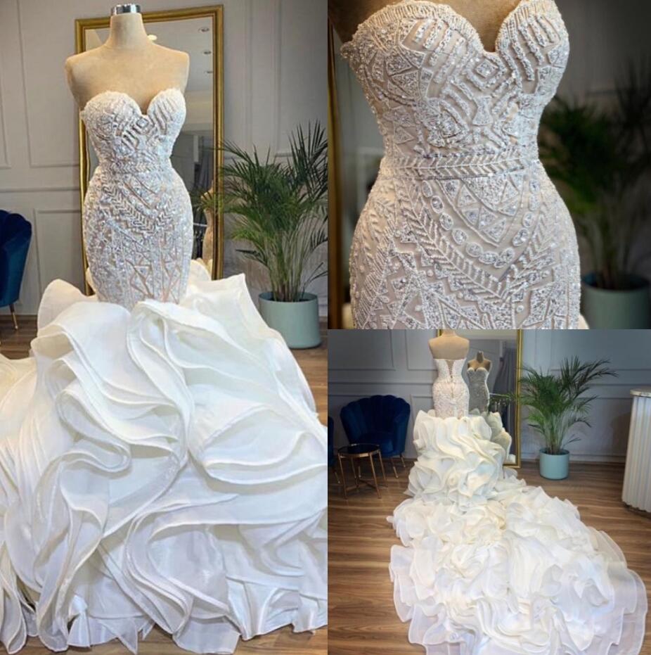 2020 Luxury Crystal Beaded Mermaid Wedding Dresses With Ruffle Train Vintage Sweetheart Lace-Up Back Plus Size Bridal Gown CG001, White
2020 Luxury Crystal Beaded Mermaid Wedding Dresses With Ruffle Train Vintage Sweetheart Lace-Up Back Plus Size Bridal Gown CG001, White