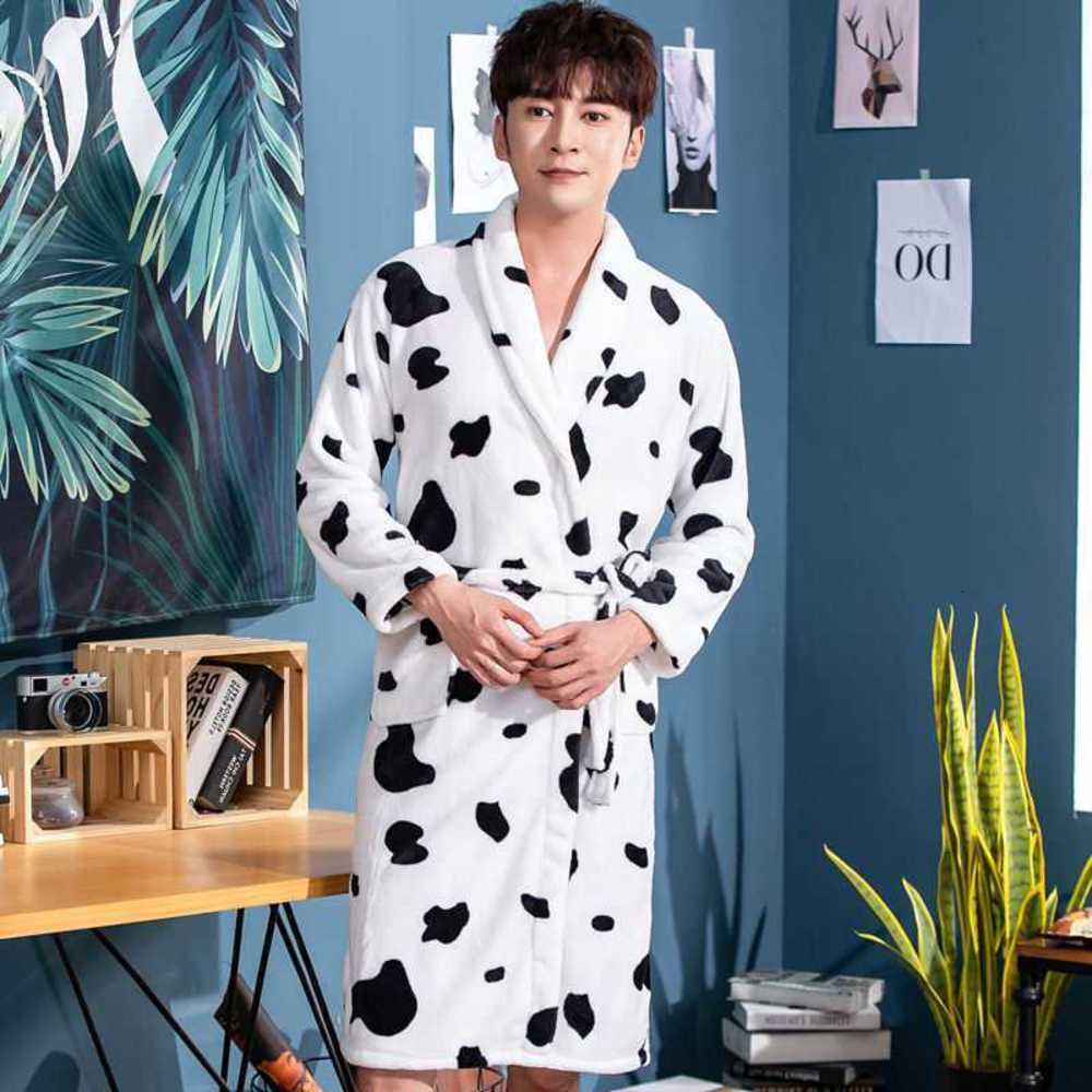 Pajamas men's flannel autumn and winter bath towel NAVY LONG SLEEVE simple bathrobe coral velvet robe
Pajamas men's flannel autumn and winter bath towel NAVY LONG SLEEVE simple bathrobe coral velvet robe