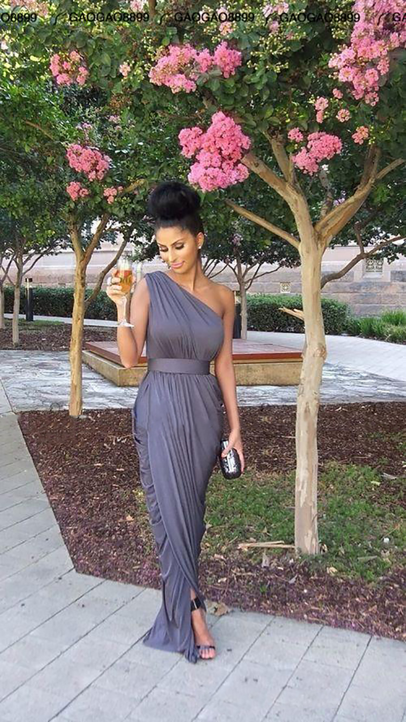 African American Grecian Long Split Chiffon Summer Beach Party Bridesmaid Dresses 2021 One-shoulder Simple Maid Of Honor Dress