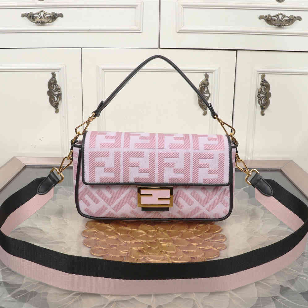 21 Spring and Summer New Women's Bag Candy Colorful Pink French Stick Bag Canvas Cowhide Embroidery One Shoulder Slant Cross Handbag Bag Zlh
21 Spring and Summer New Women's Bag Candy Colorful Pink French Stick Bag Canvas Cowhide Embroidery One Shoulder Slant Cross Handbag Bag Zlh