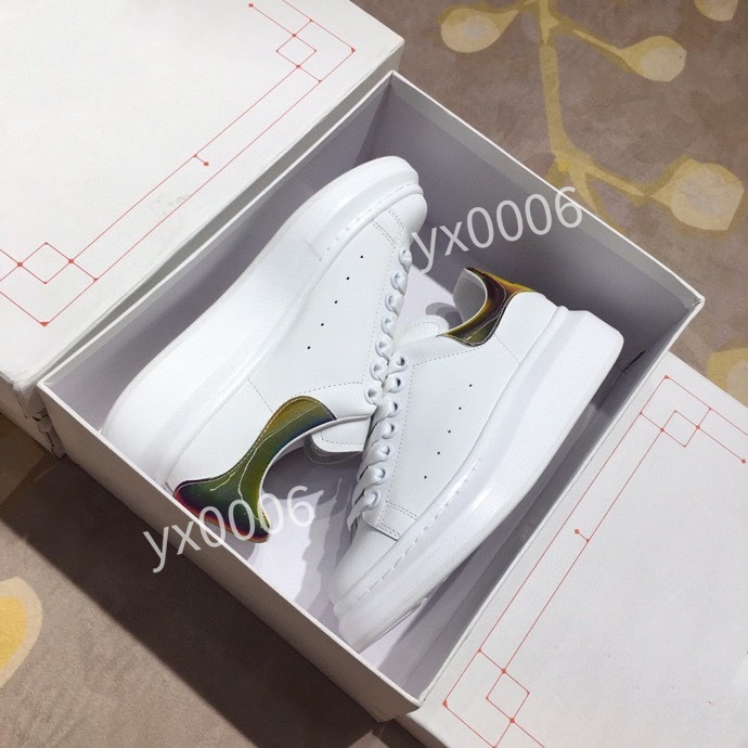 2022 Men Women Sneaker Casual 35-40 Shoes Snake Chaussures Leather Sneakers Ace Bee Embroidered Stripes white Shoe flat platform Walking Sports Trainers hl210208, Choose the color
2022 Men Women Sneaker Casual 35-40 Shoes Snake Chaussures Leather Sneakers Ace Bee Embroidered Stripes white Shoe flat platform Walking Sports Trainers hl210208, Choose the color