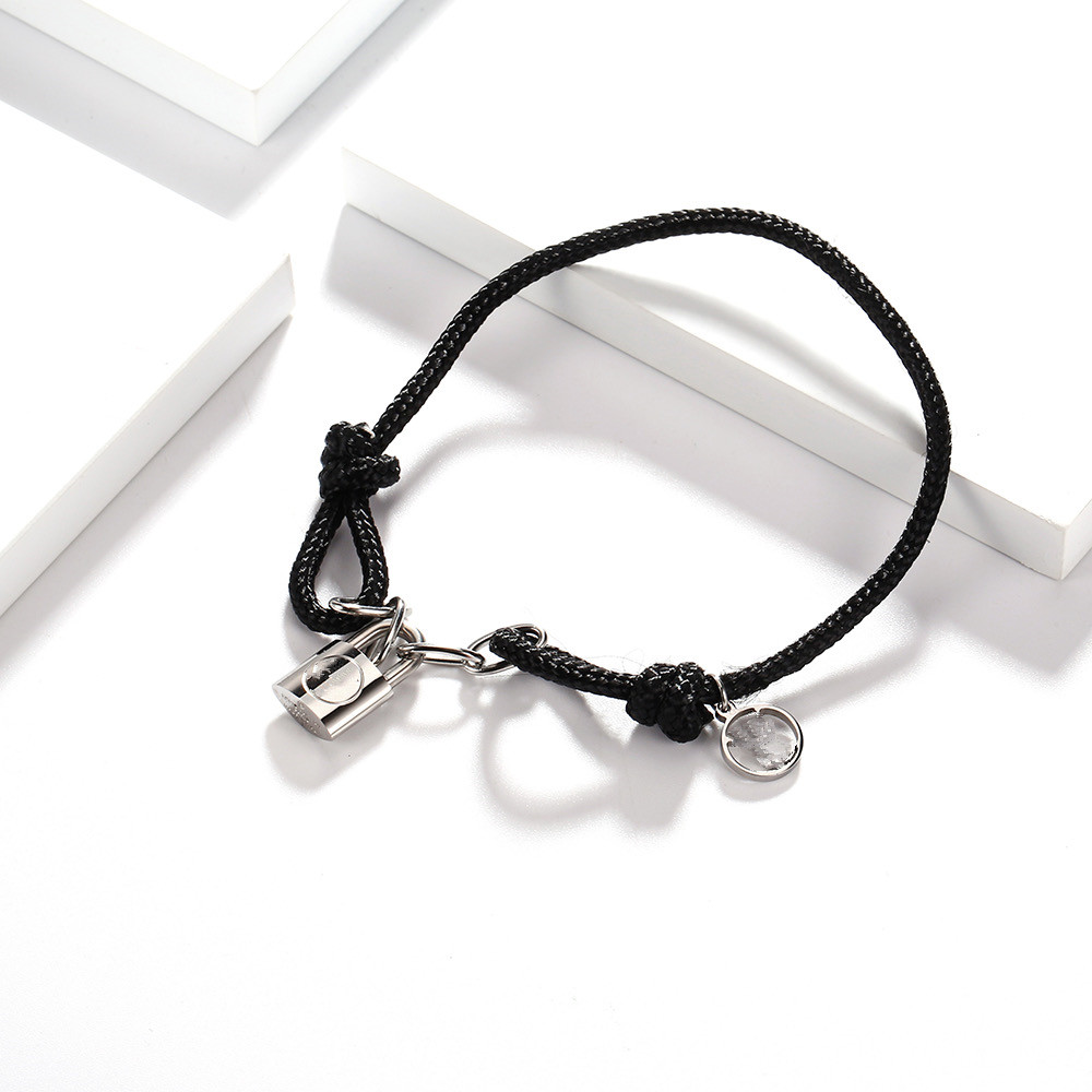 Unisex Fashion Classic Style chain lover bracelet lock pendant stainless steel white black red blue orange green yellow 8 color rope knitting bangle for mother gift
Unisex Fashion Classic Style chain lover bracelet lock pendant stainless steel white black red blue orange green yellow 8 color rope knitting bangle for mother gift