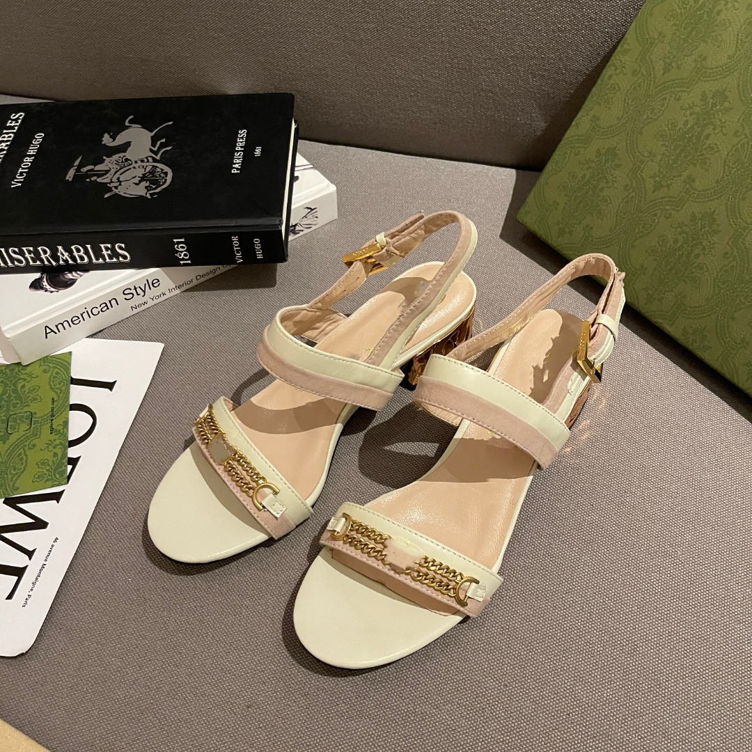 2021 Latest designer Women's Sandals top fashion luxury mid heel Designer Slides water table and lace up special elegant temperament solid leather 35-43, Red
2021 Latest designer Women's Sandals top fashion luxury mid heel Designer Slides water table and lace up special elegant temperament solid leather 35-43, Red